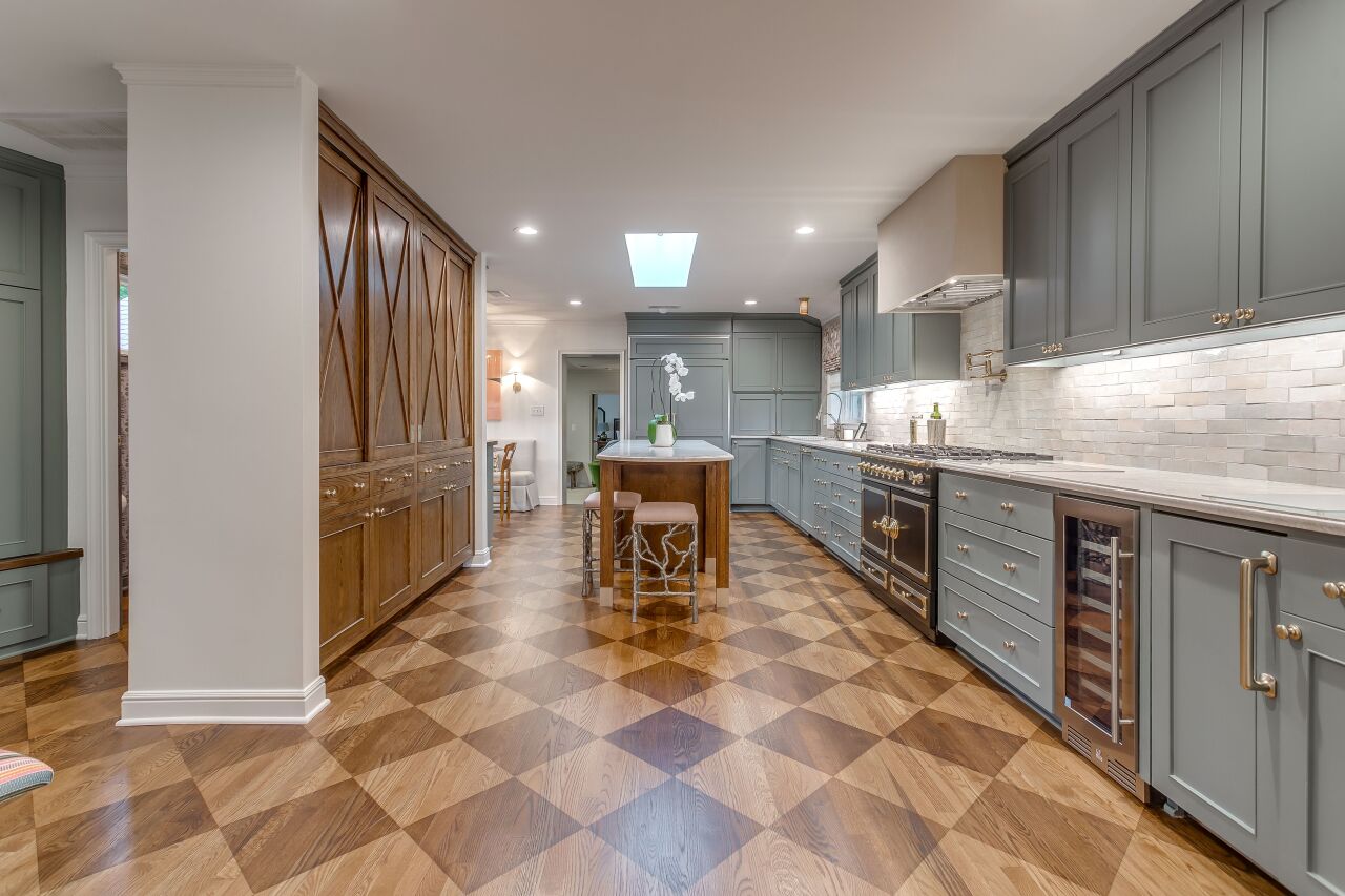 6325 Greenway Rd 18 Of 58